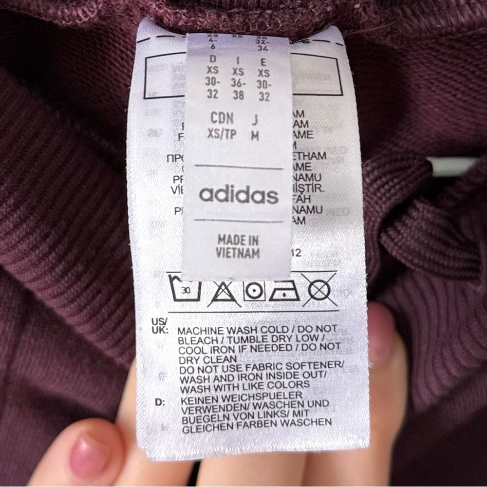 Adidas Football Tiro striped side panel shorts in burgundy red & light blue 🩵 - Picture 7 of 8